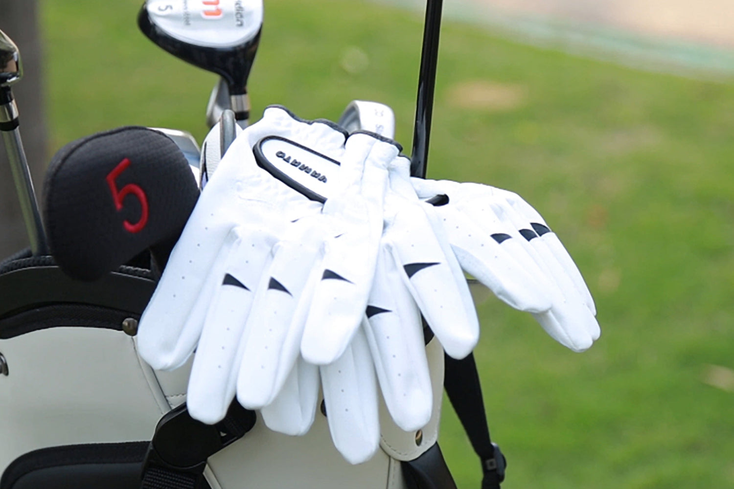 Golf accessories